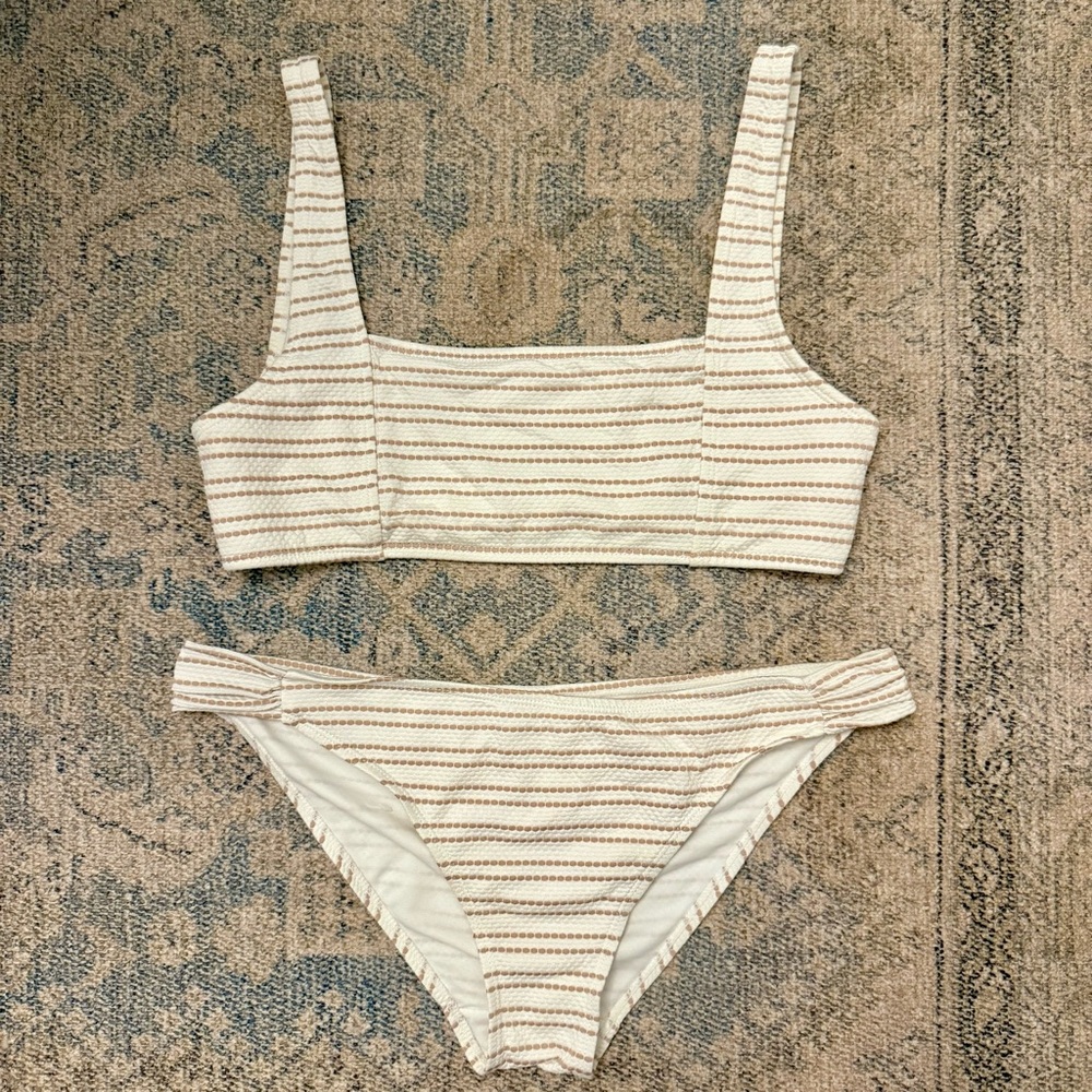 Accessorize Crop Bikini Top & High Leg Bikini Bottom in Stripe